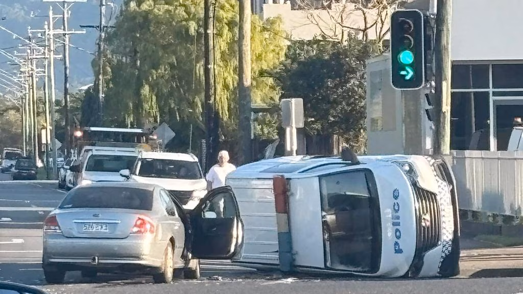 60 police officers, two helicopters catch three stolen cars rampaging throughout Cairns 60 police officers, two helicopters catch three stolen cars rampaging throughout Cairns